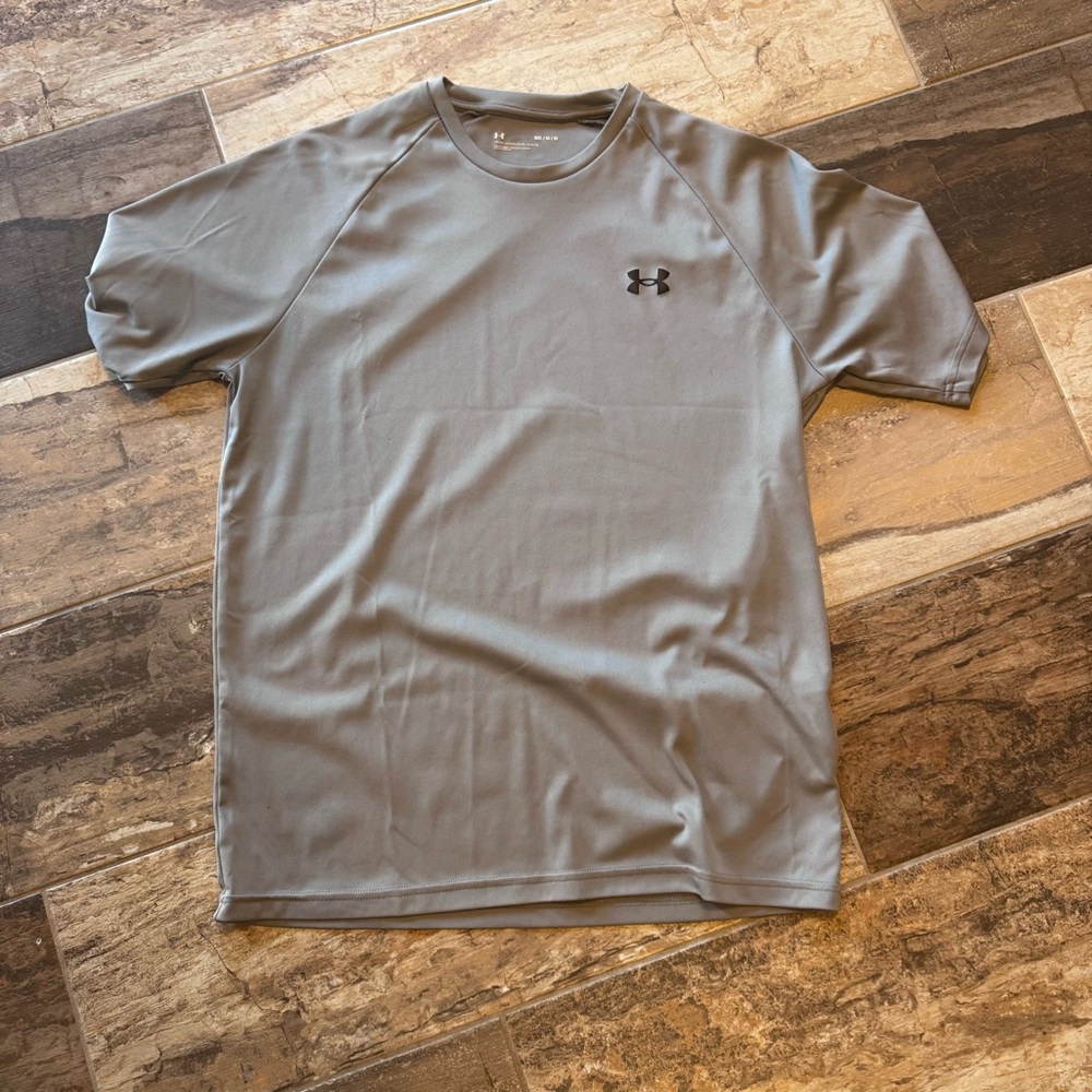 Under Armour Gray Athletic Tee